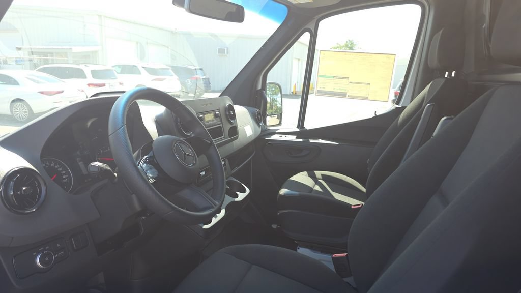New 2026 Mercedes-Benz Sprinter 2500 image 21