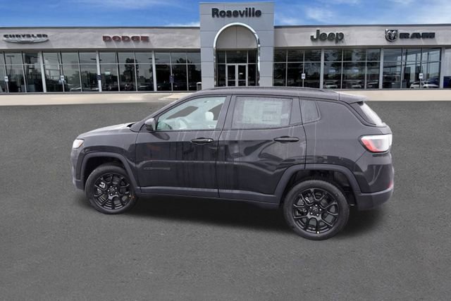 New 2026 Jeep Compass Altitude image 6