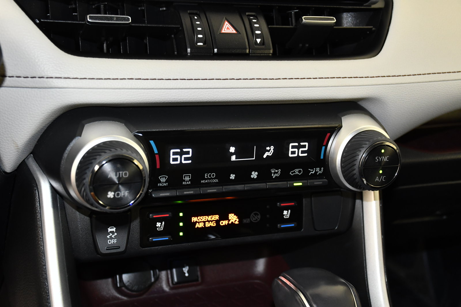 Used 2022 Toyota RAV4 Limited w/ Limited Grade Weather Package AWD/4WD image 29