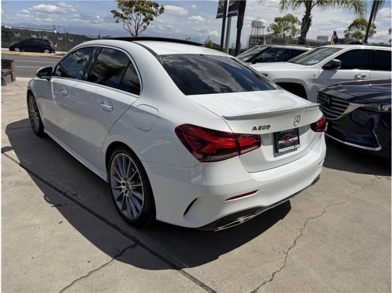 Used 2020 Mercedes-Benz A 220 image 4