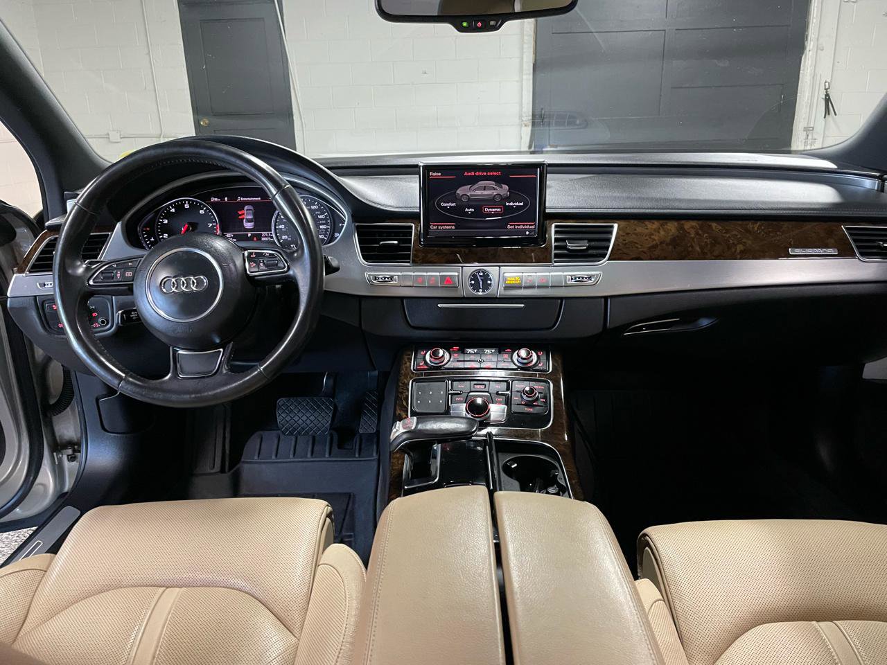 Used 2011 Audi A8 4.2 image 15