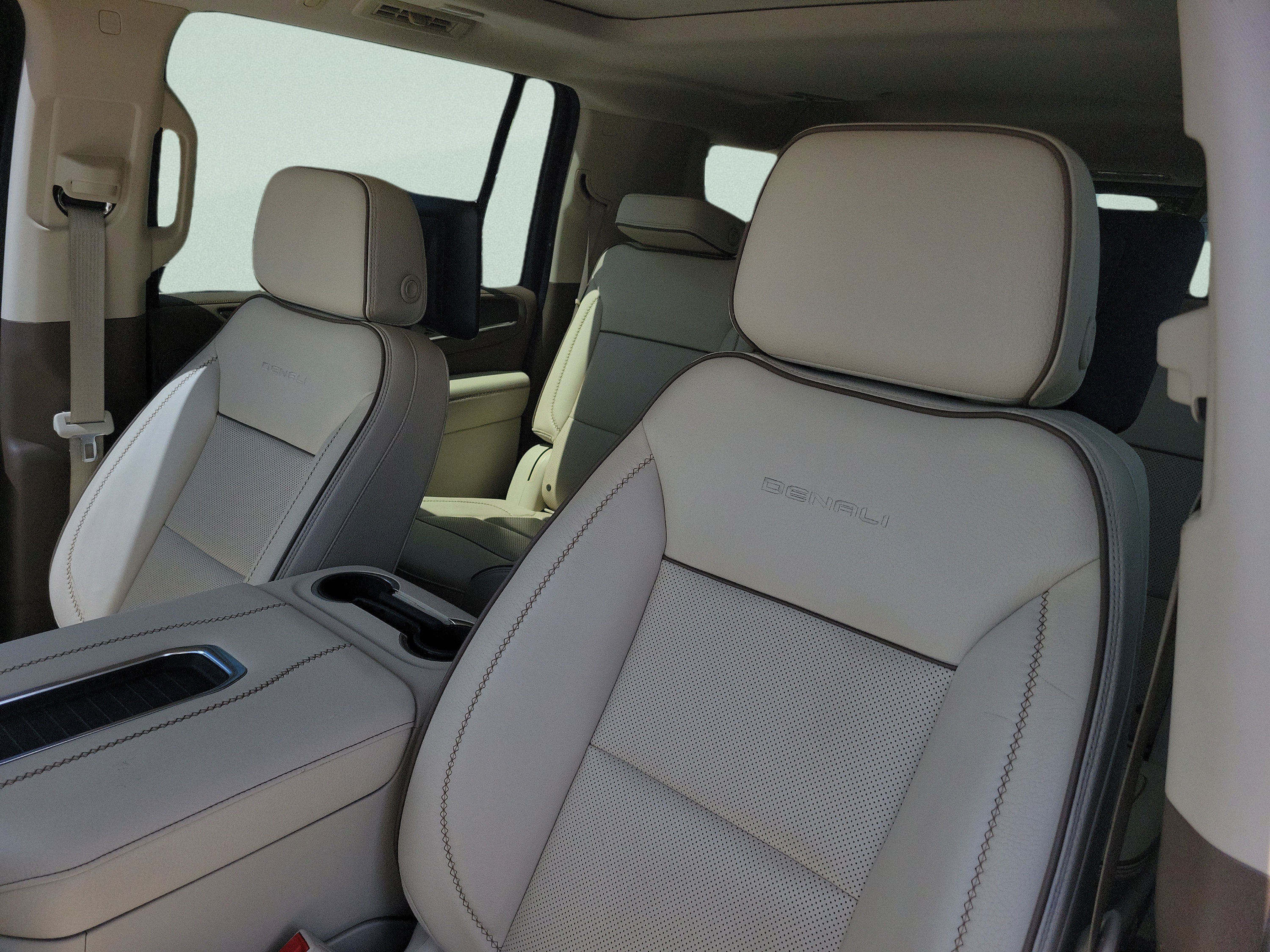 Used 2021 GMC Yukon XL Denali w/ LPO, Illumination Package RWD image 20