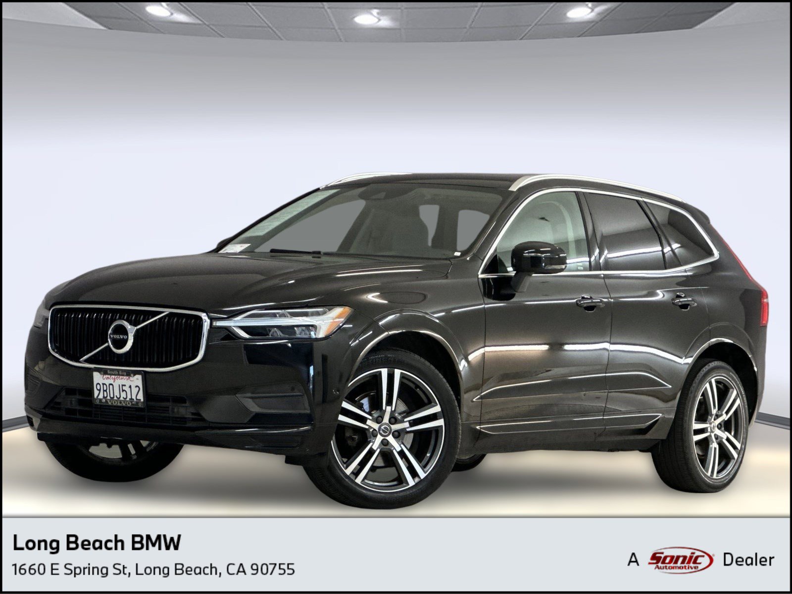 Used 2019 Volvo XC60 T5 Momentum w/ Premium Package