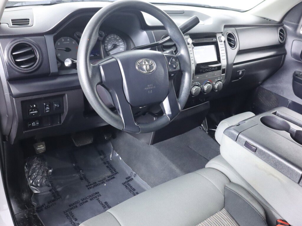 Used 2015 Toyota Tundra SR image 9