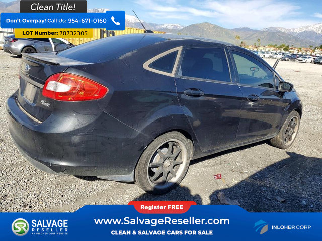Used 2013 Ford Fiesta SE image 4