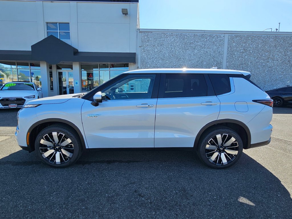 New 2026 Mitsubishi Outlander SE AWD/4WD image 8