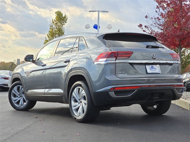 Used 2020 Volkswagen Atlas Cross Sport SE w/ Panoramic Sunroof Package image 21