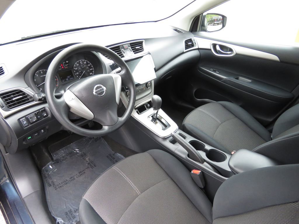 Used 2014 Nissan Sentra S FWD image 11