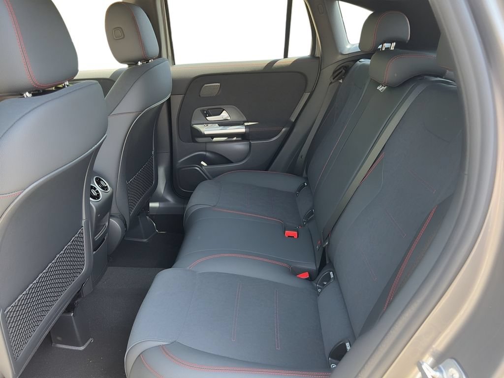 New 2026 Mercedes-Benz GLA 250 4MATIC image 7