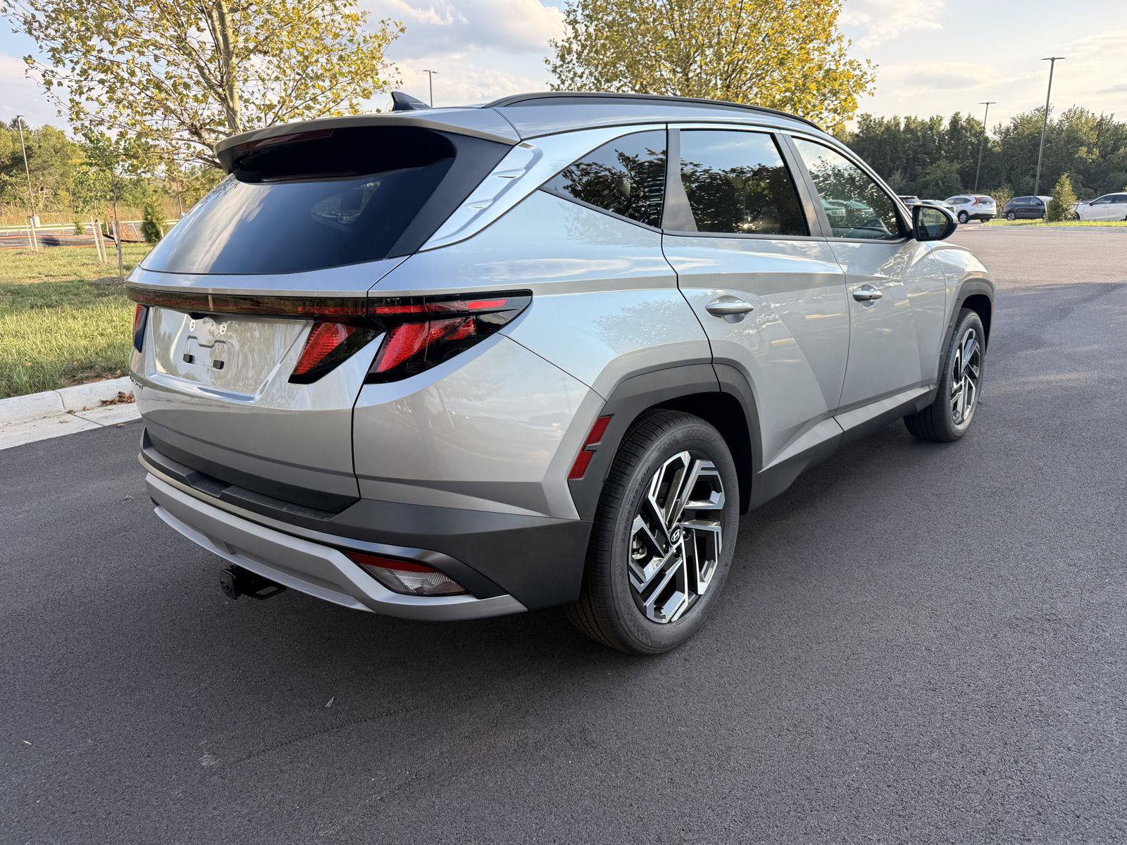 New 2026 Hyundai Tucson SEL Plus w/ Tow & Go Package FWD image 5