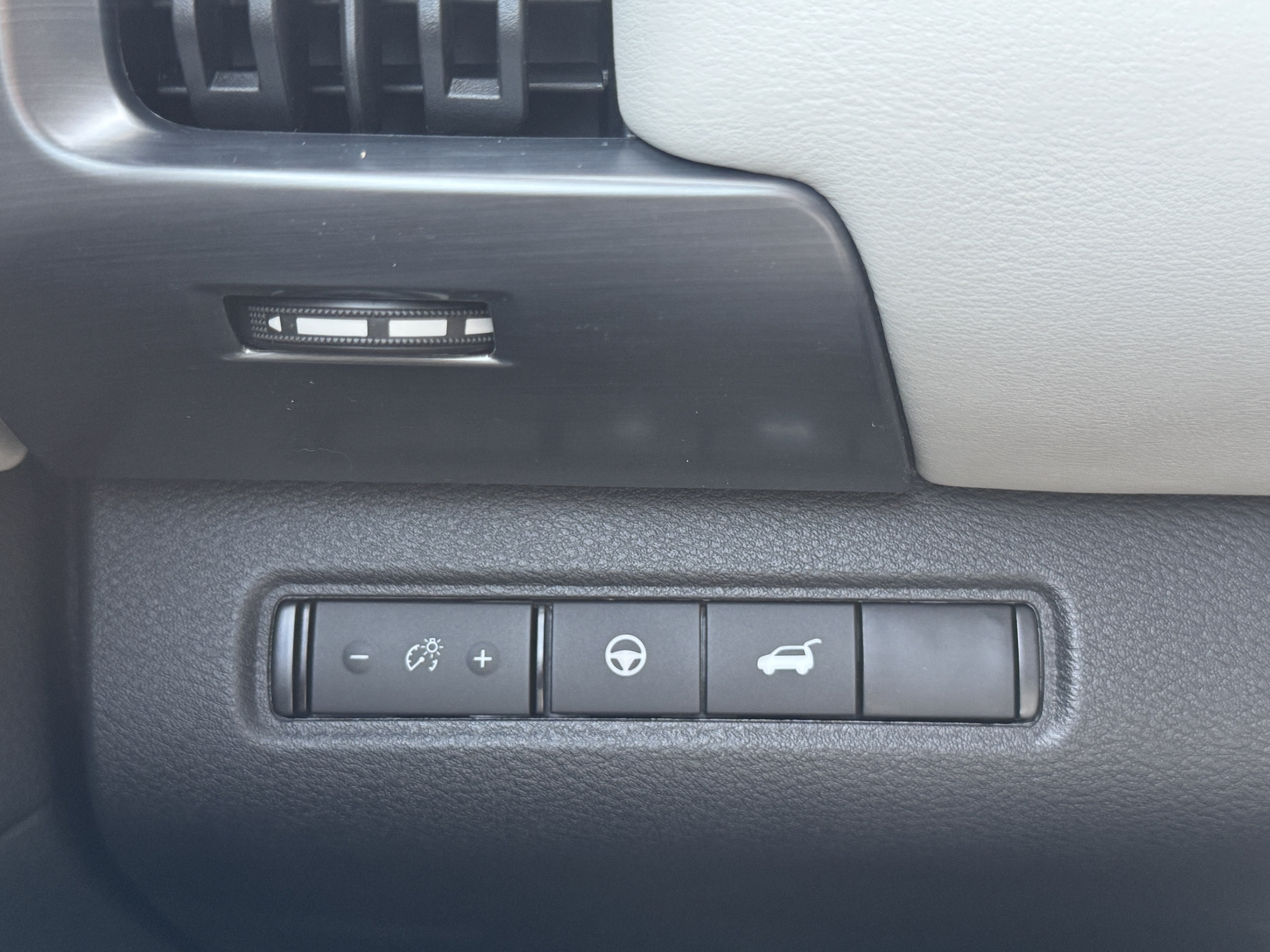 New 2026 Nissan Pathfinder SL AWD/4WD image 19