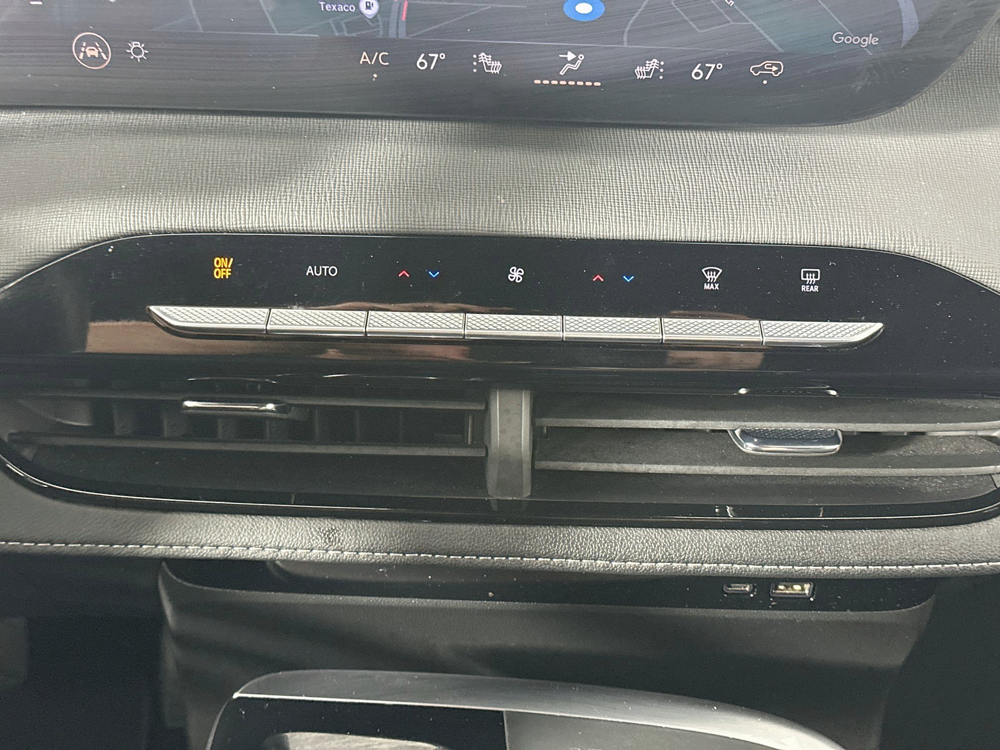 Used 2025 Buick Enclave Preferred FWD image 24