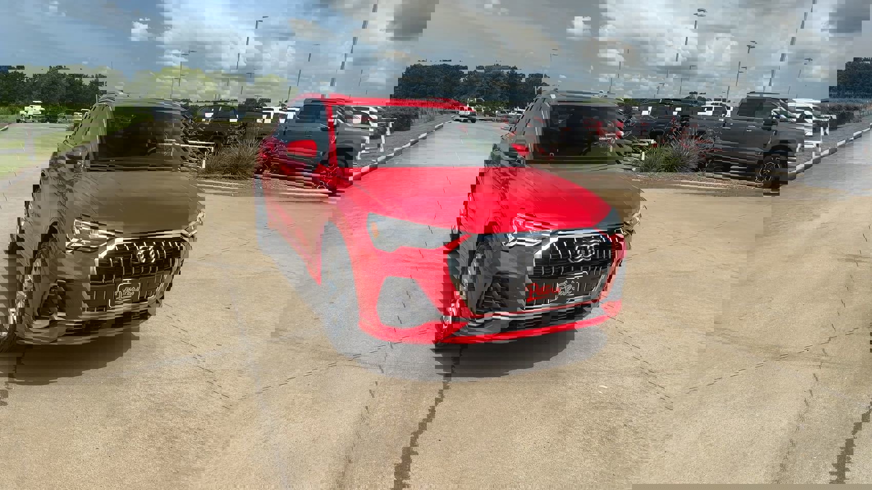 Used 2023 Audi Q3 2.0T Premium image 3