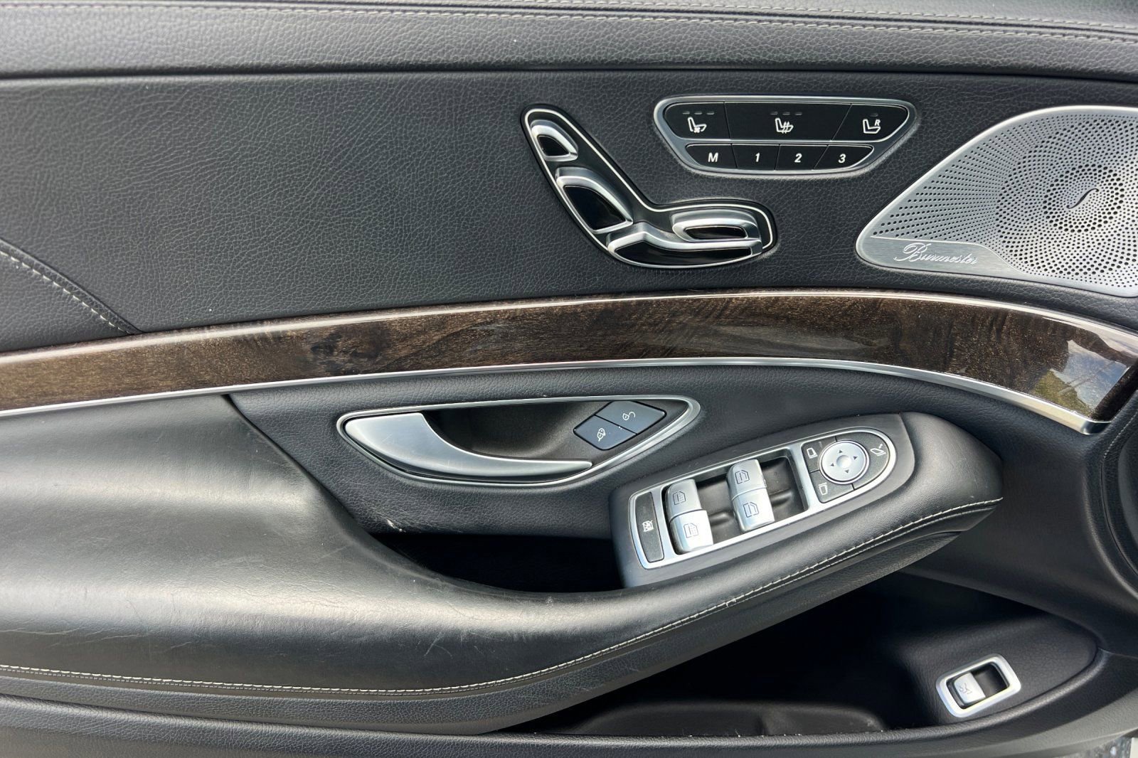 Used 2015 Mercedes-Benz S 550 Sedan image 14