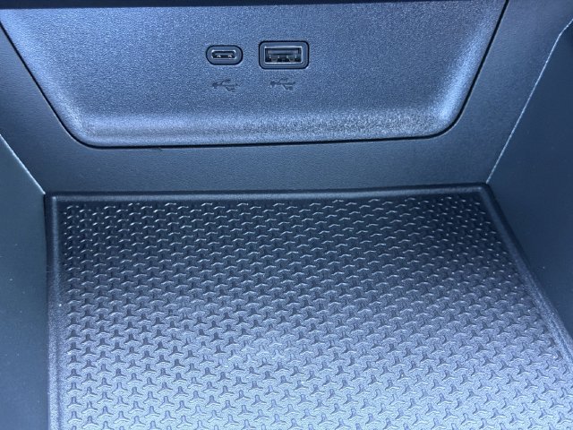 New 2027 Chevrolet Equinox RS w/ Safety and Technology Package FWD image 26