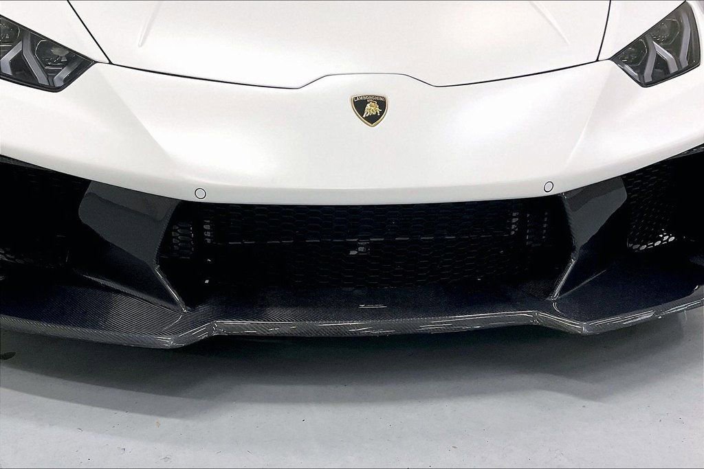 Used 2018 Lamborghini Huracan LP 580-2 image 33