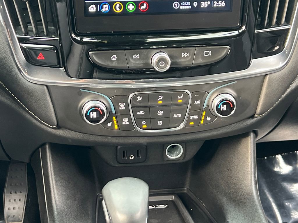 Used 2023 Chevrolet Traverse LT image 24