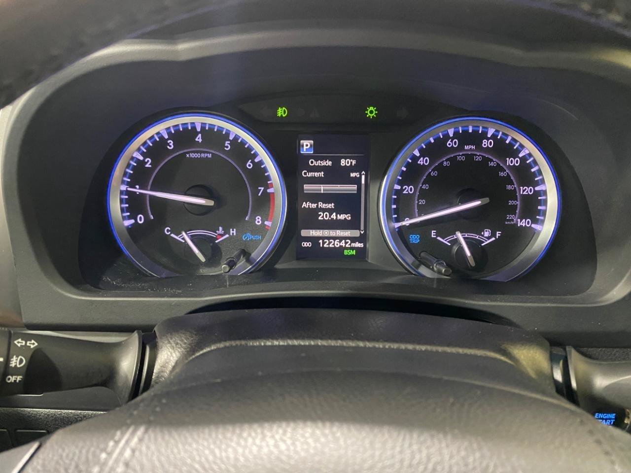 Used 2019 Toyota Highlander XLE AWD/4WD image 23