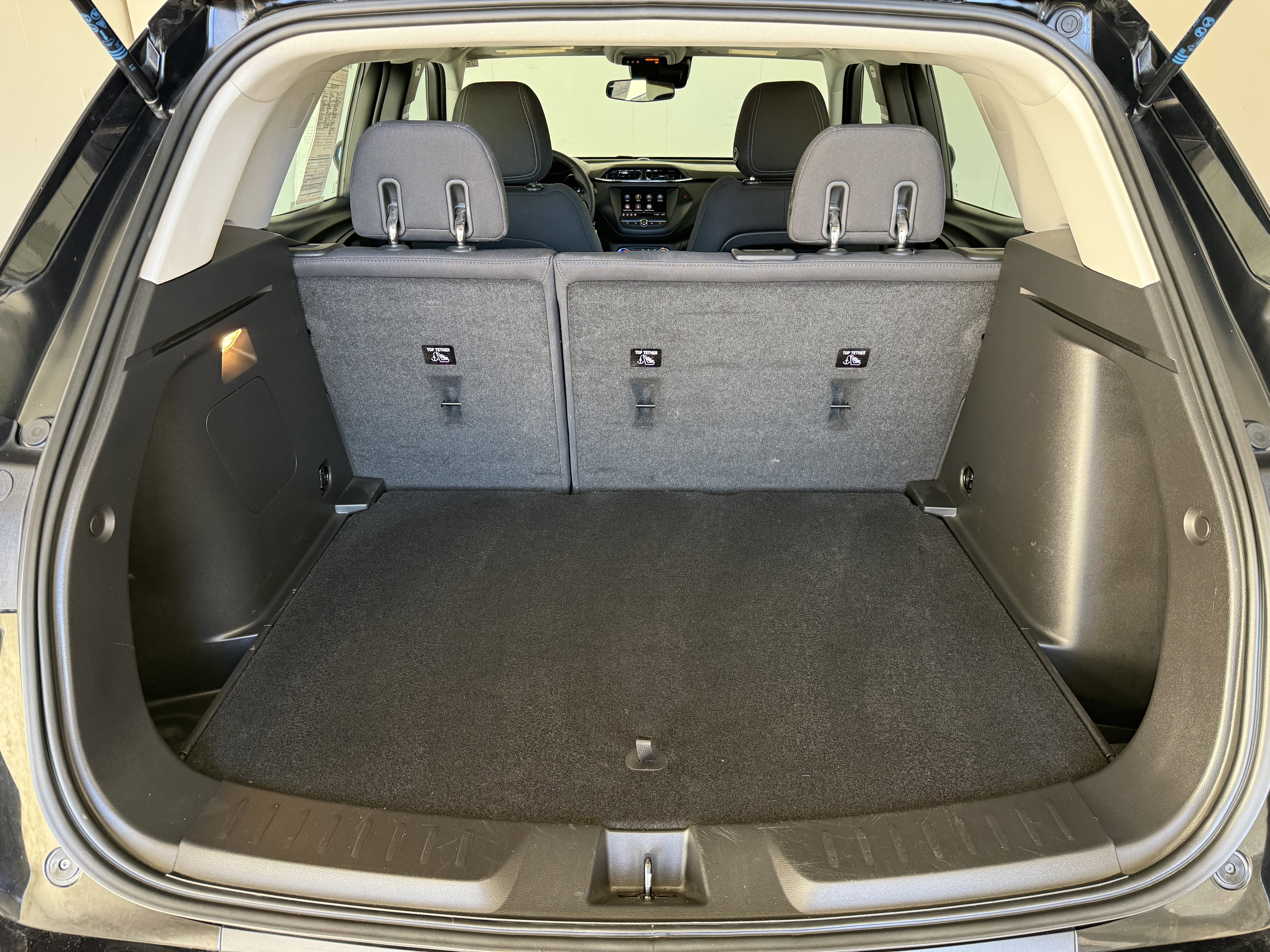 Used 2022 Chevrolet TrailBlazer LS image 38