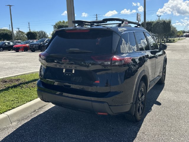 Certified 2025 Nissan Rogue SV AWD/4WD image 7