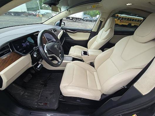 Used 2018 Tesla Model X 75D AWD/4WD image 3
