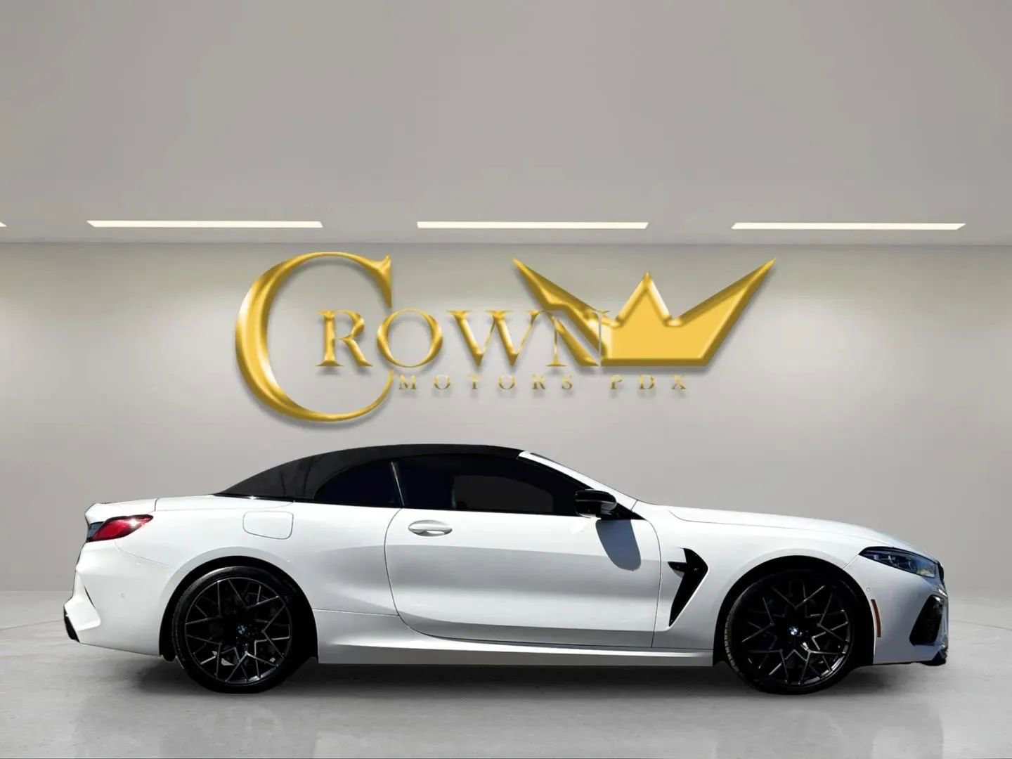 Used 2020 BMW M8 Competition w/ Driving Assistance Package image 7