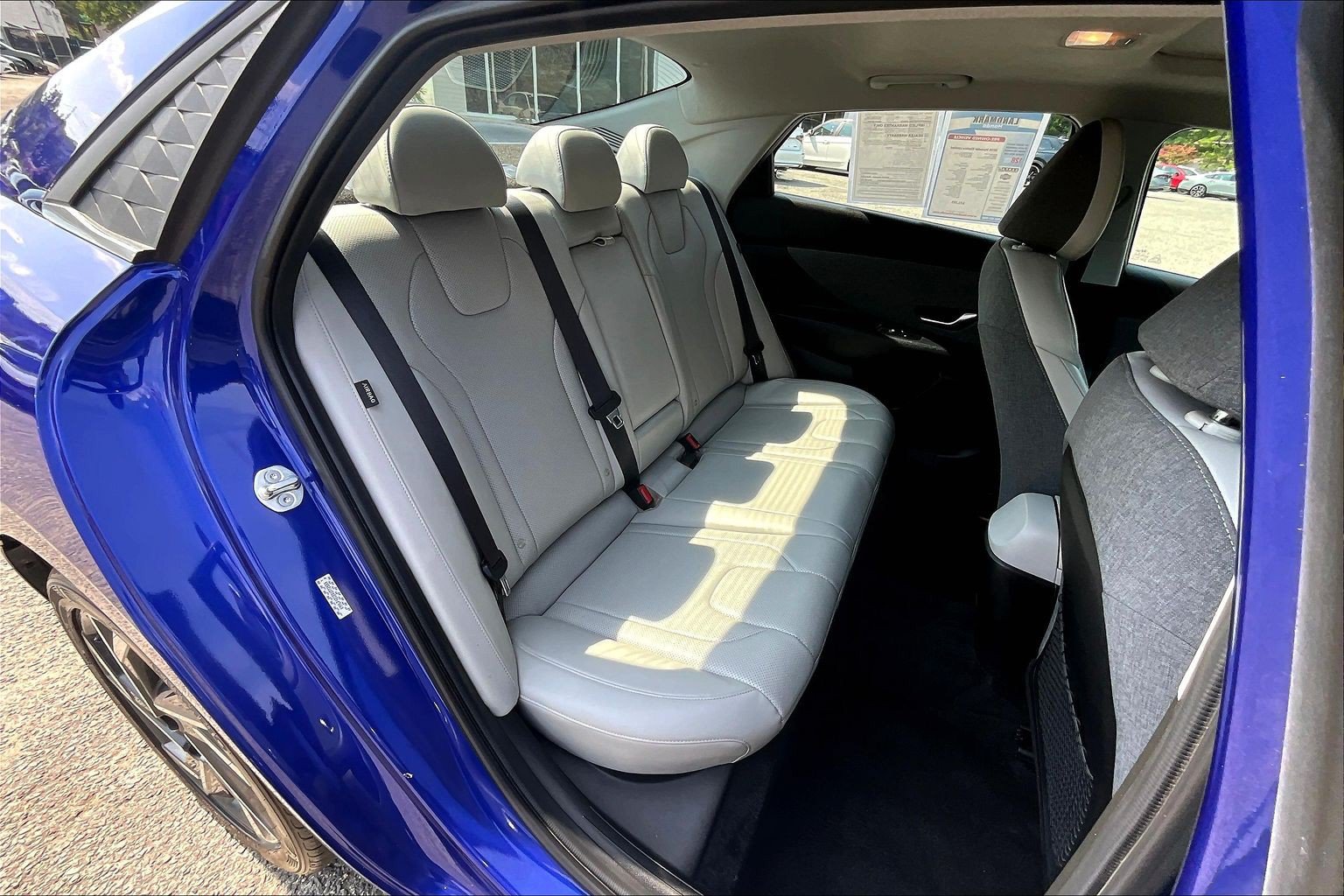 Used 2024 Hyundai Elantra Limited FWD image 27