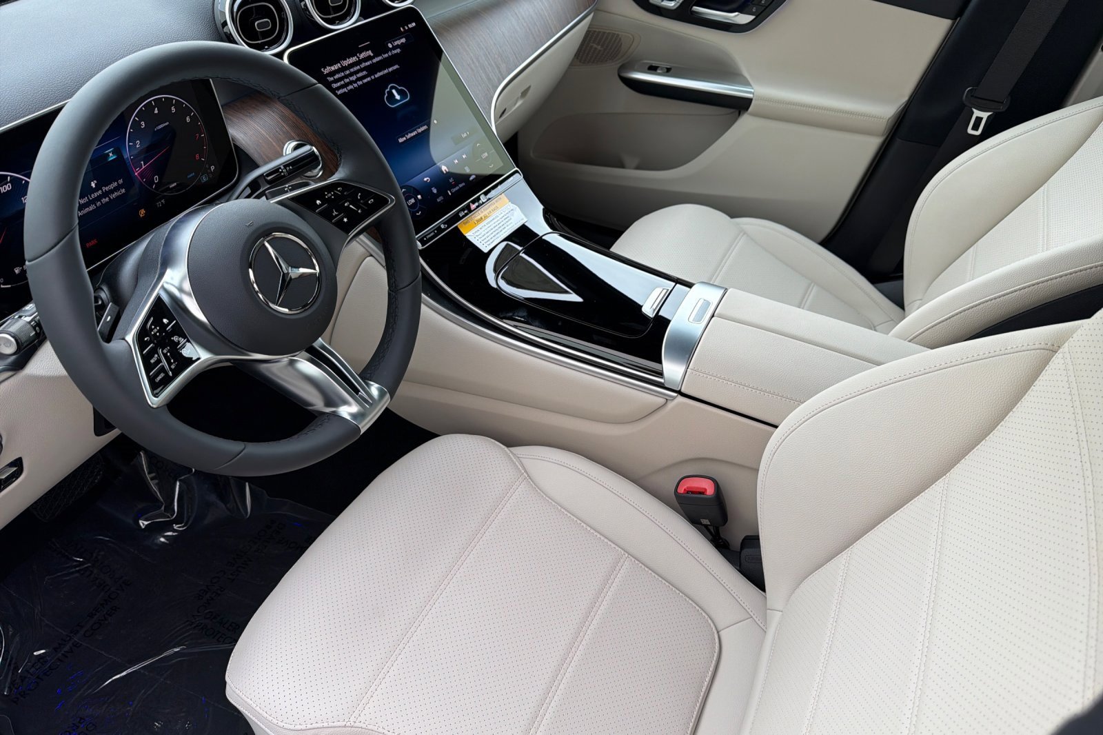 New 2026 Mercedes-Benz GLC 300 image 8