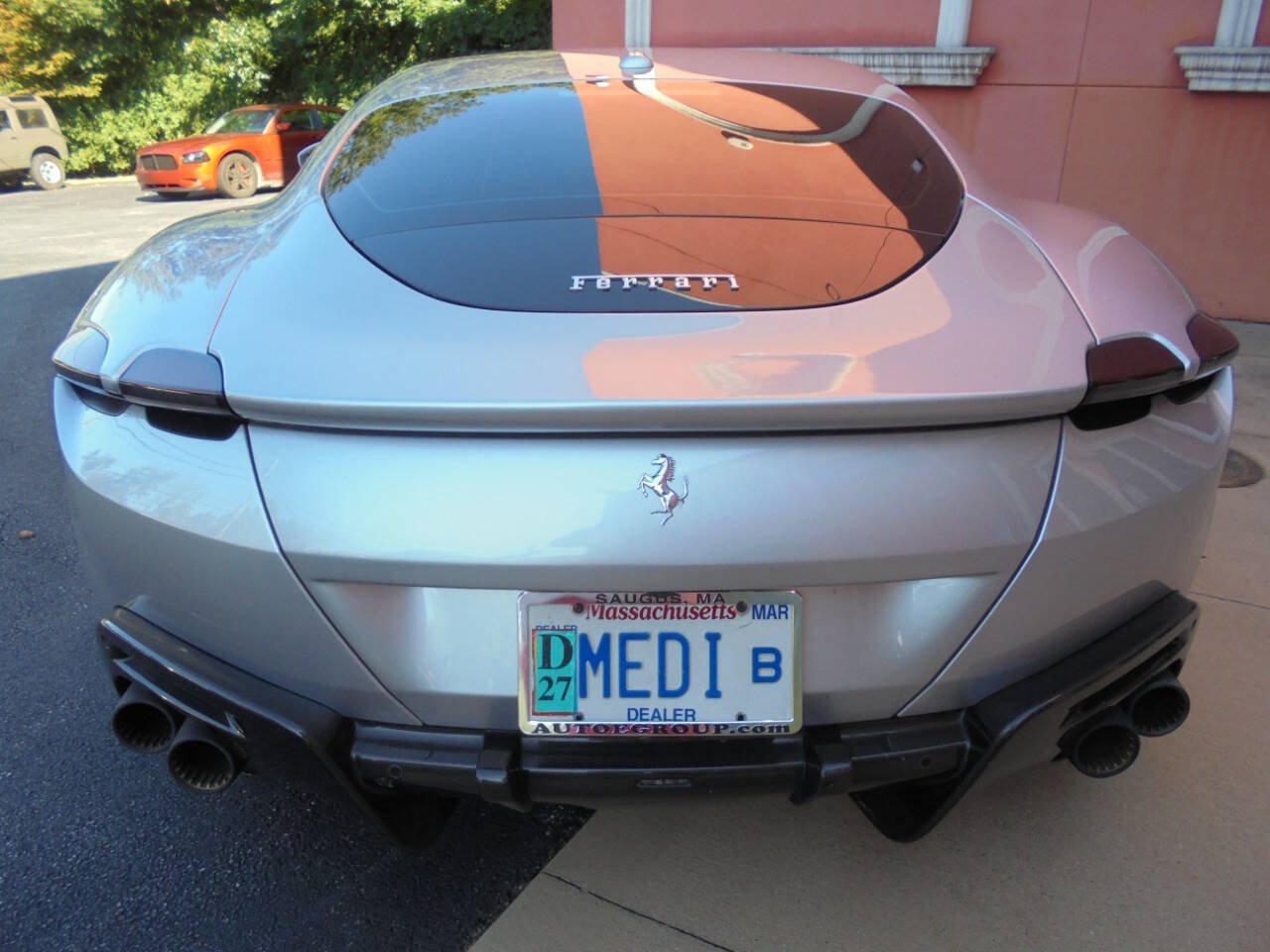 Used 2021 Ferrari Roma RWD image 5