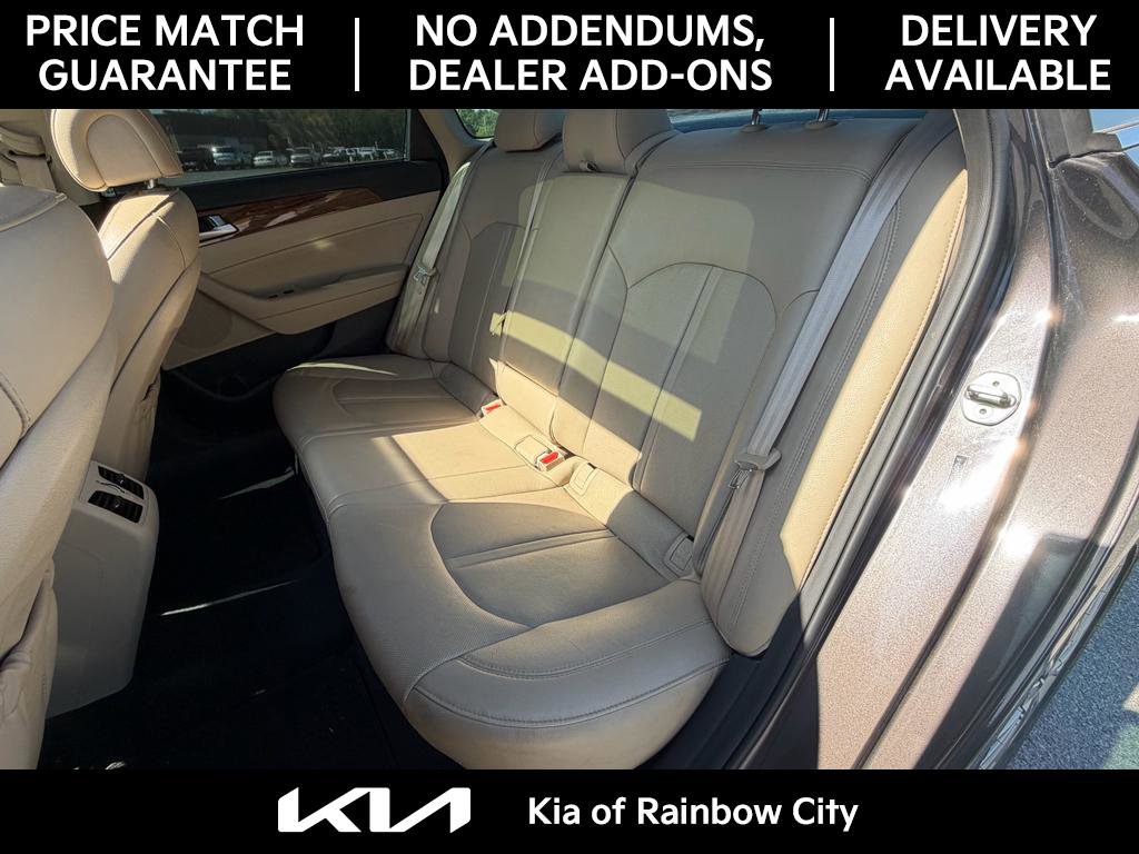 Used 2015 Hyundai Sonata Limited w/ Option Group 05 FWD image 18