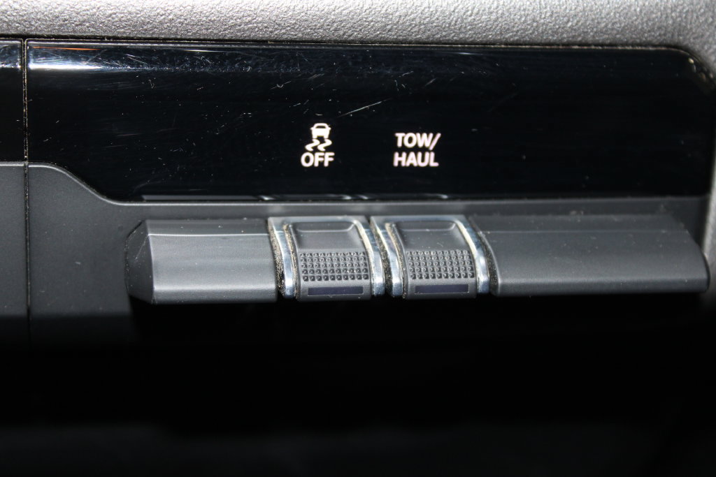 Used 2020 RAM 1500 Big Horn AWD/4WD image 39