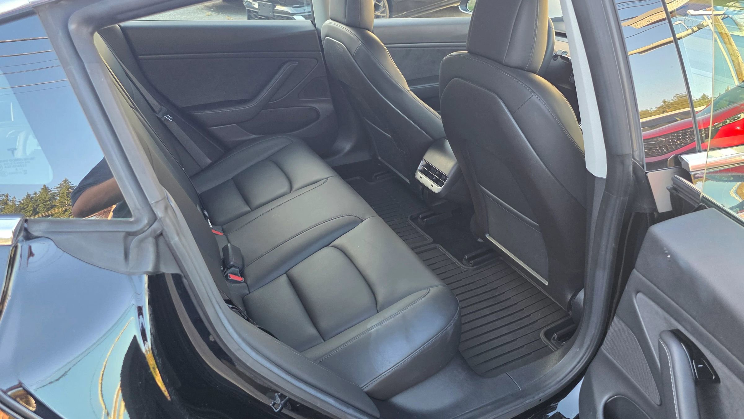 Used 2018 Tesla Model 3 Long Range image 13