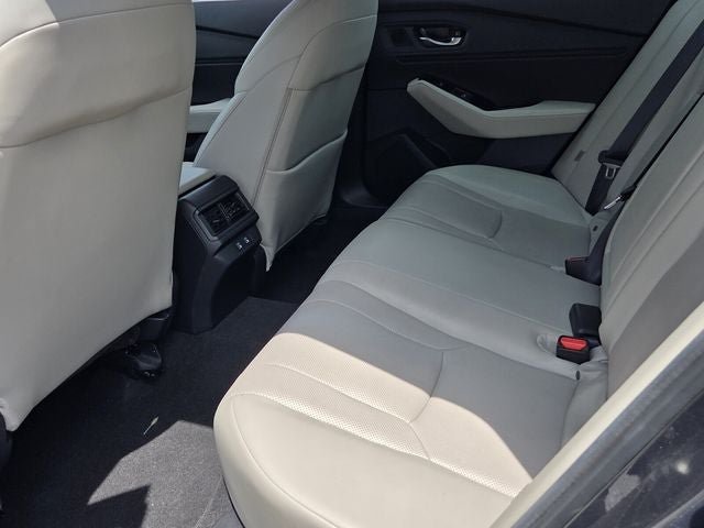 Used 2025 Honda Accord Touring image 10
