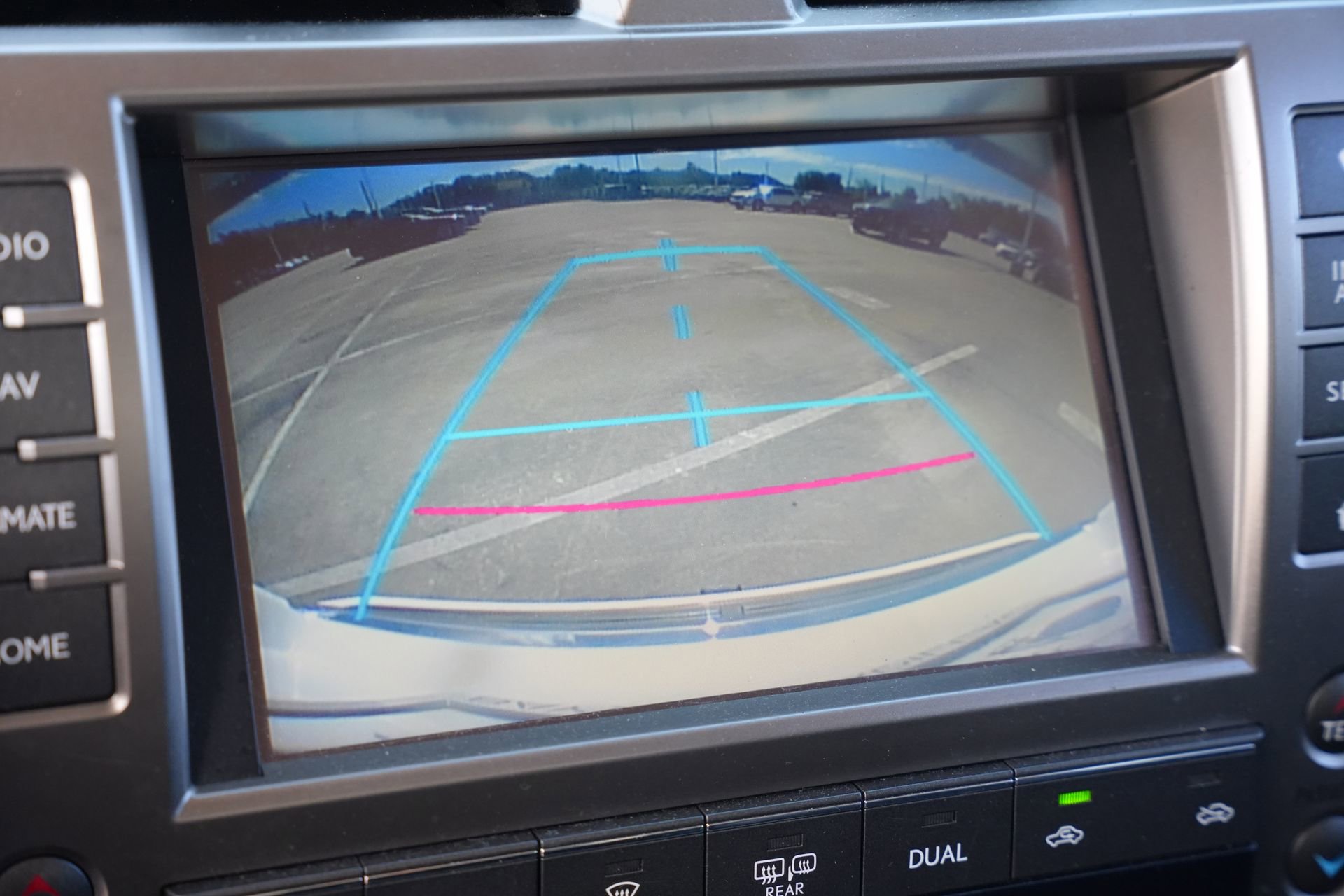 Used 2014 Lexus GX 460 image 13