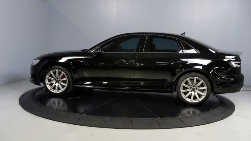Used 2018 Audi A4 2.0T Ultra Premium w/ 18" Wheel Package image 4