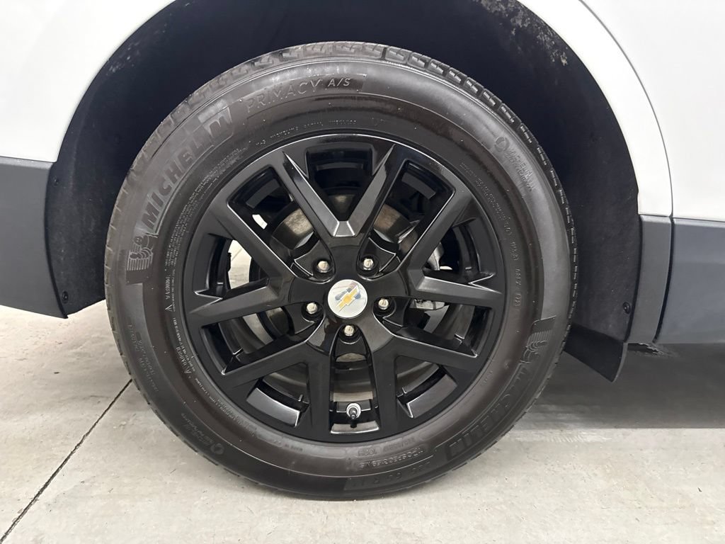 Used 2023 Chevrolet Equinox LT FWD image 22