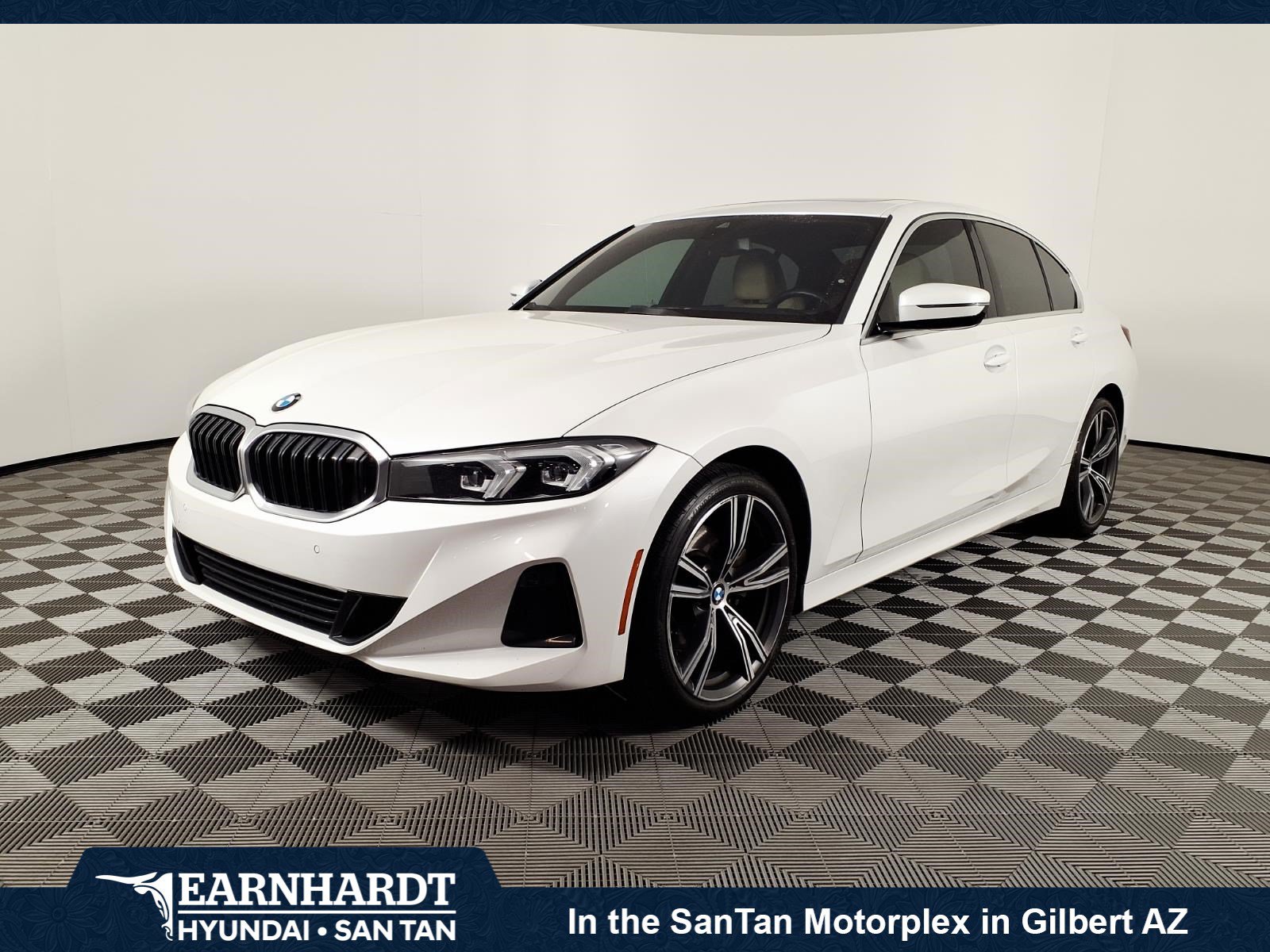 Used 2024 BMW 330i xDrive Sedan w/ Premium Package AWD/4WD image 1