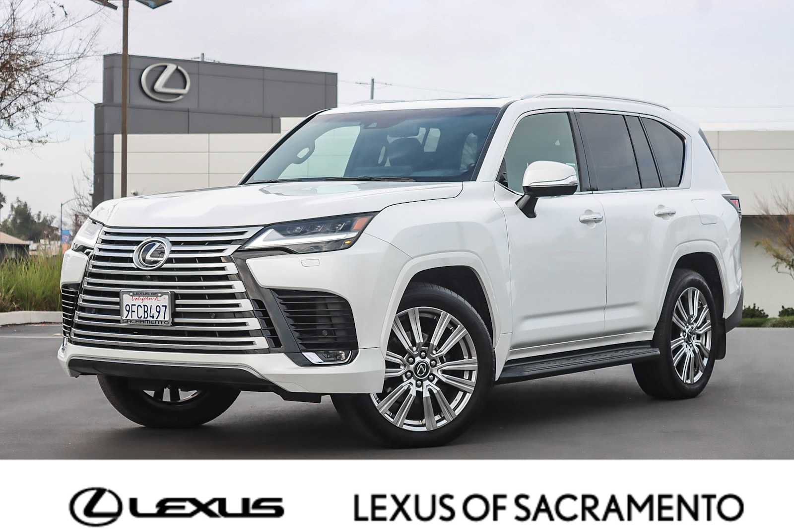 Used 2023 Lexus LX 600 4WD w/ Ultra Luxury Package video 1