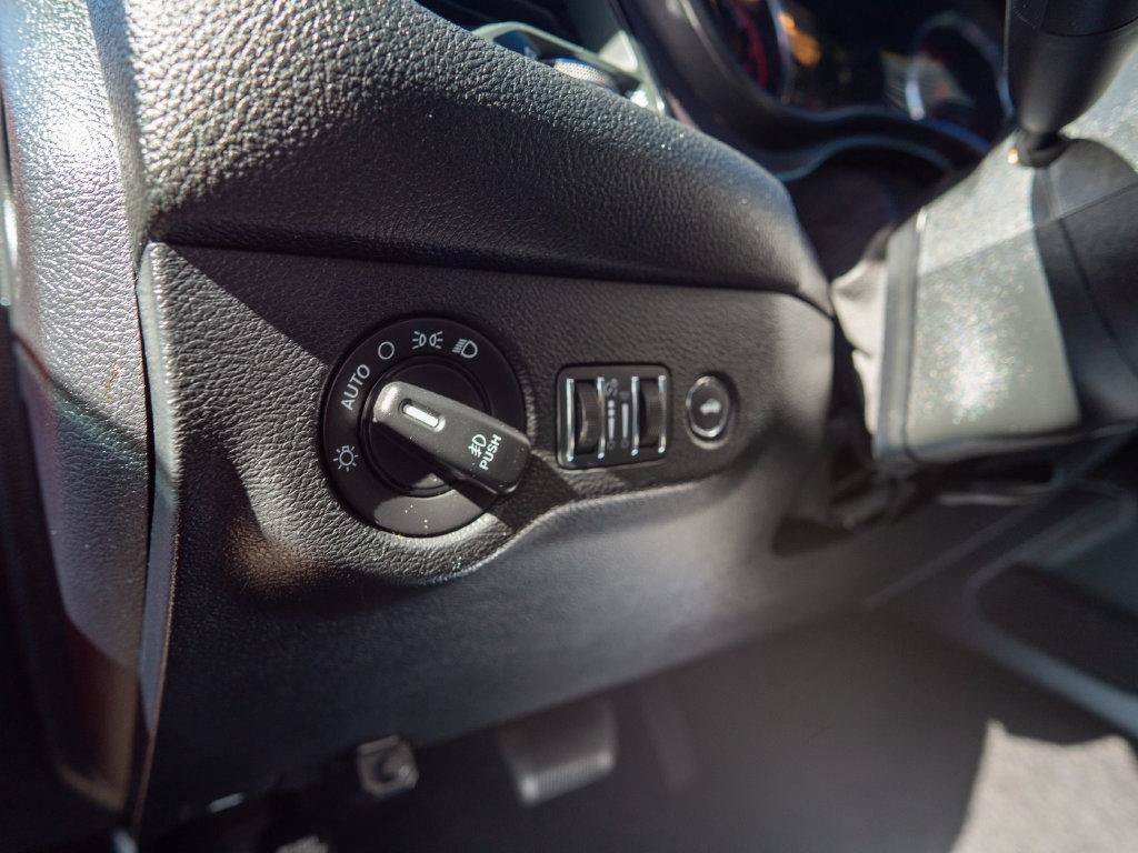 Used 2016 Dodge Challenger R/T w/ Sound Group RWD image 15