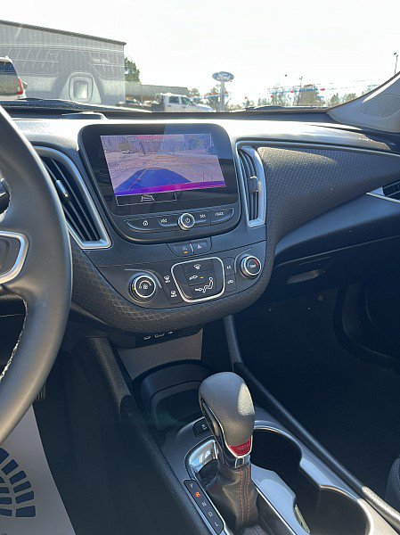 Used 2025 Chevrolet Malibu RS image 10