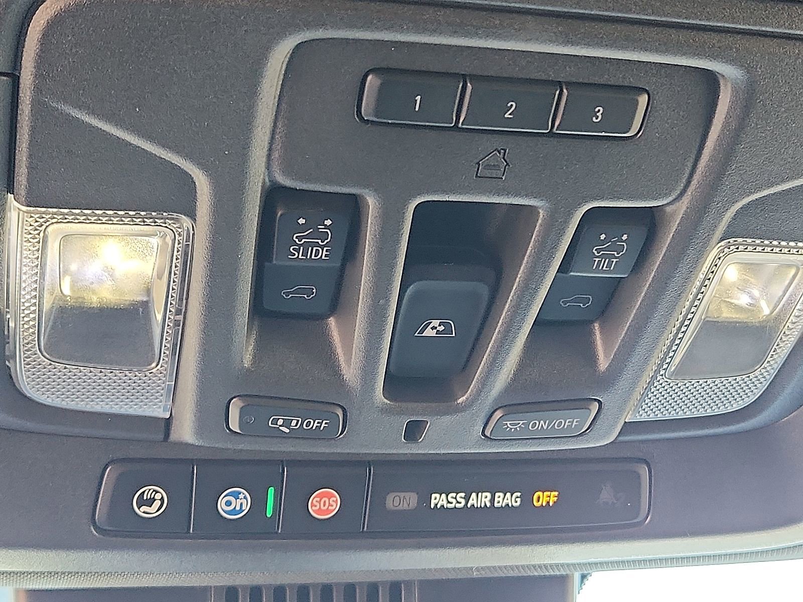 Used 2024 GMC Sierra 1500 AT4 w/ Technology Package image 14