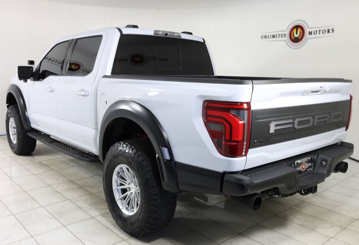 Used 2025 Ford F150 Raptor AWD/4WD image 4