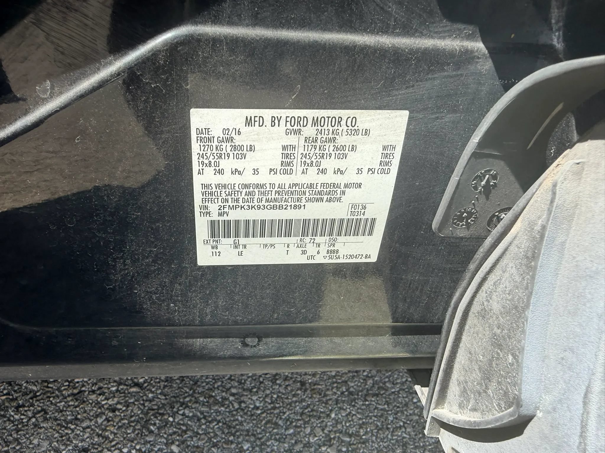 Used 2016 Ford Edge Titanium FWD image 7