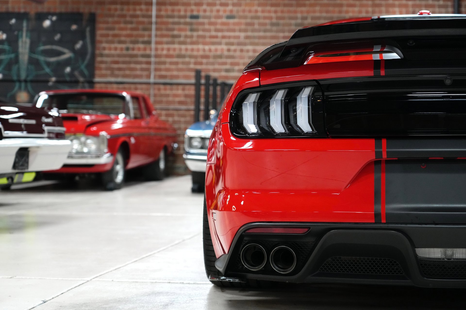 Used 2016 Ford Mustang GT Premium w/ GT Performance Package RWD image 39