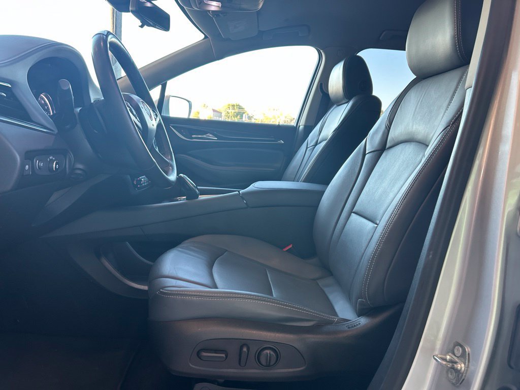 Used 2018 Buick Enclave Premium FWD image 8