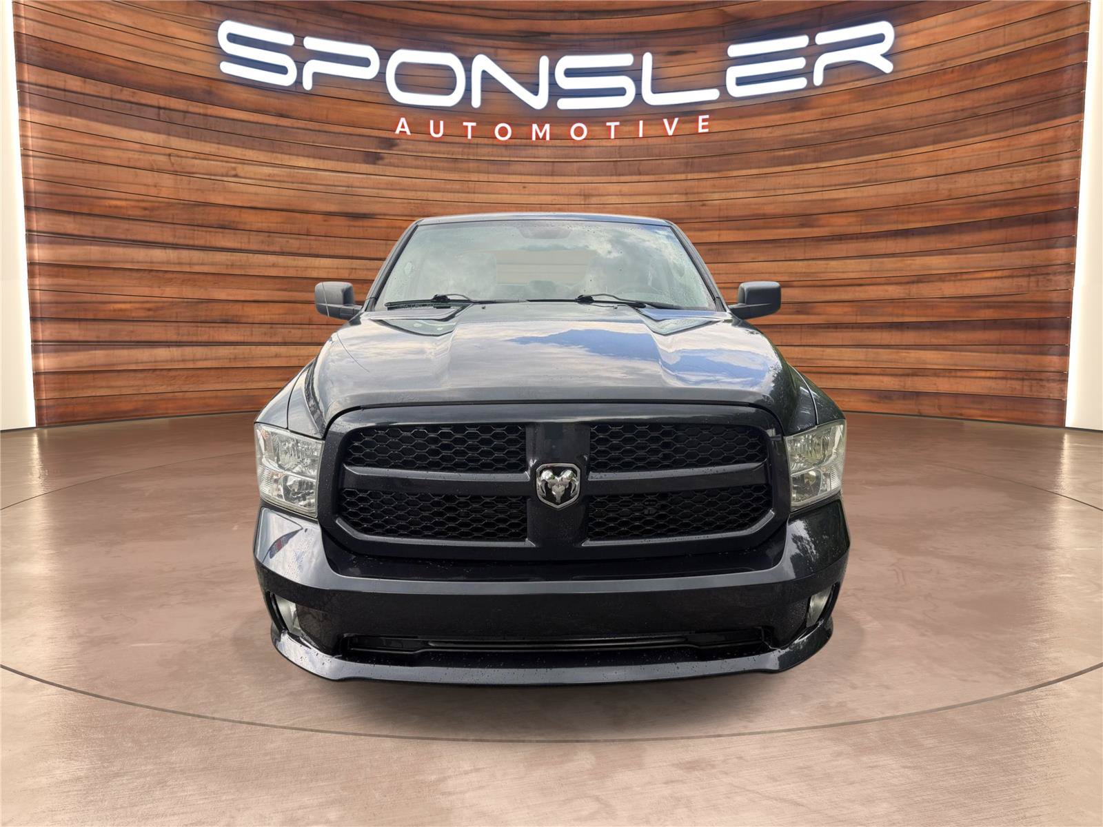 Used 2014 RAM 1500 Express AWD/4WD image 9