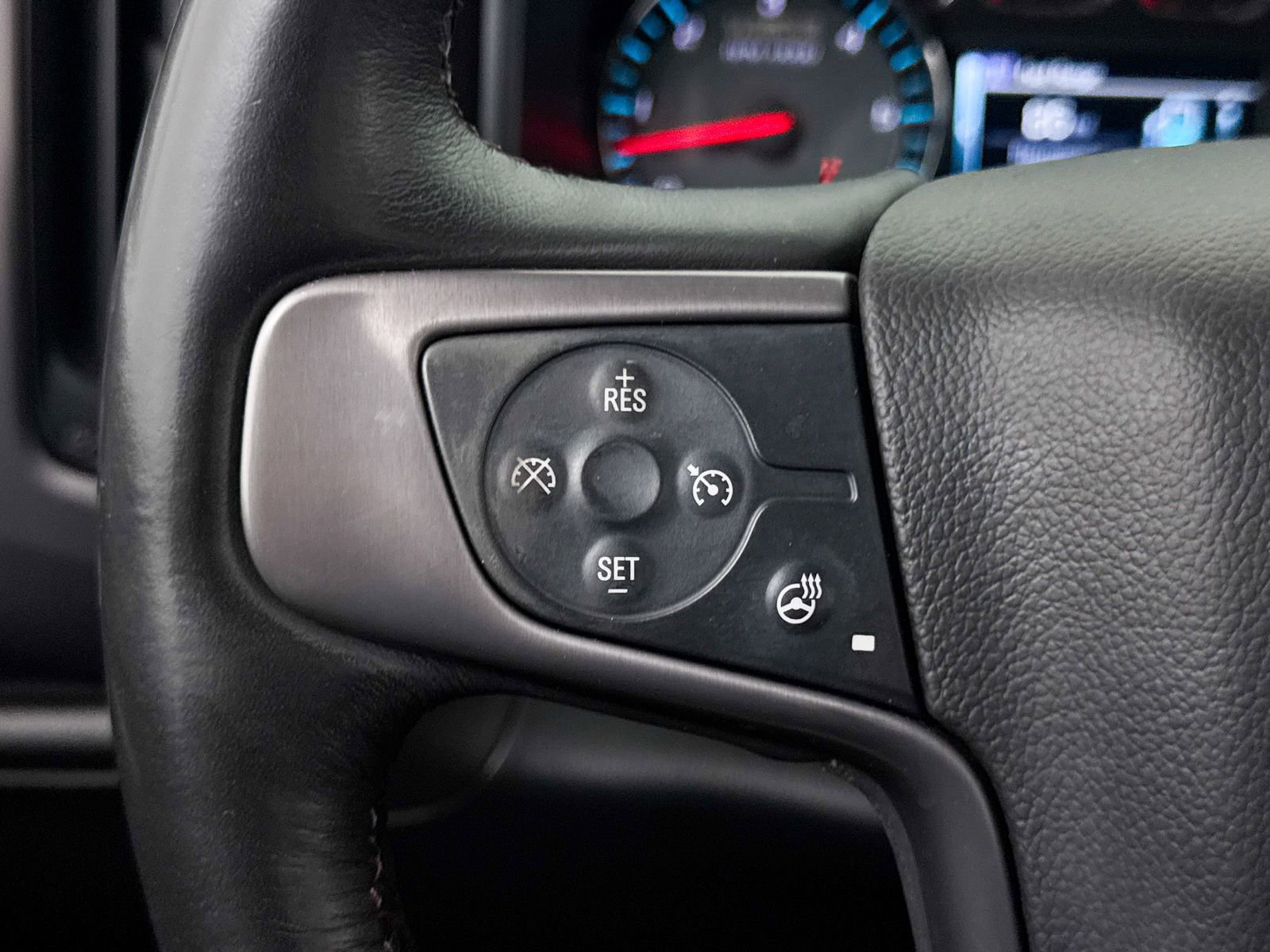 Used 2017 GMC Sierra 1500 SLT w/ All Terrain Package image 31