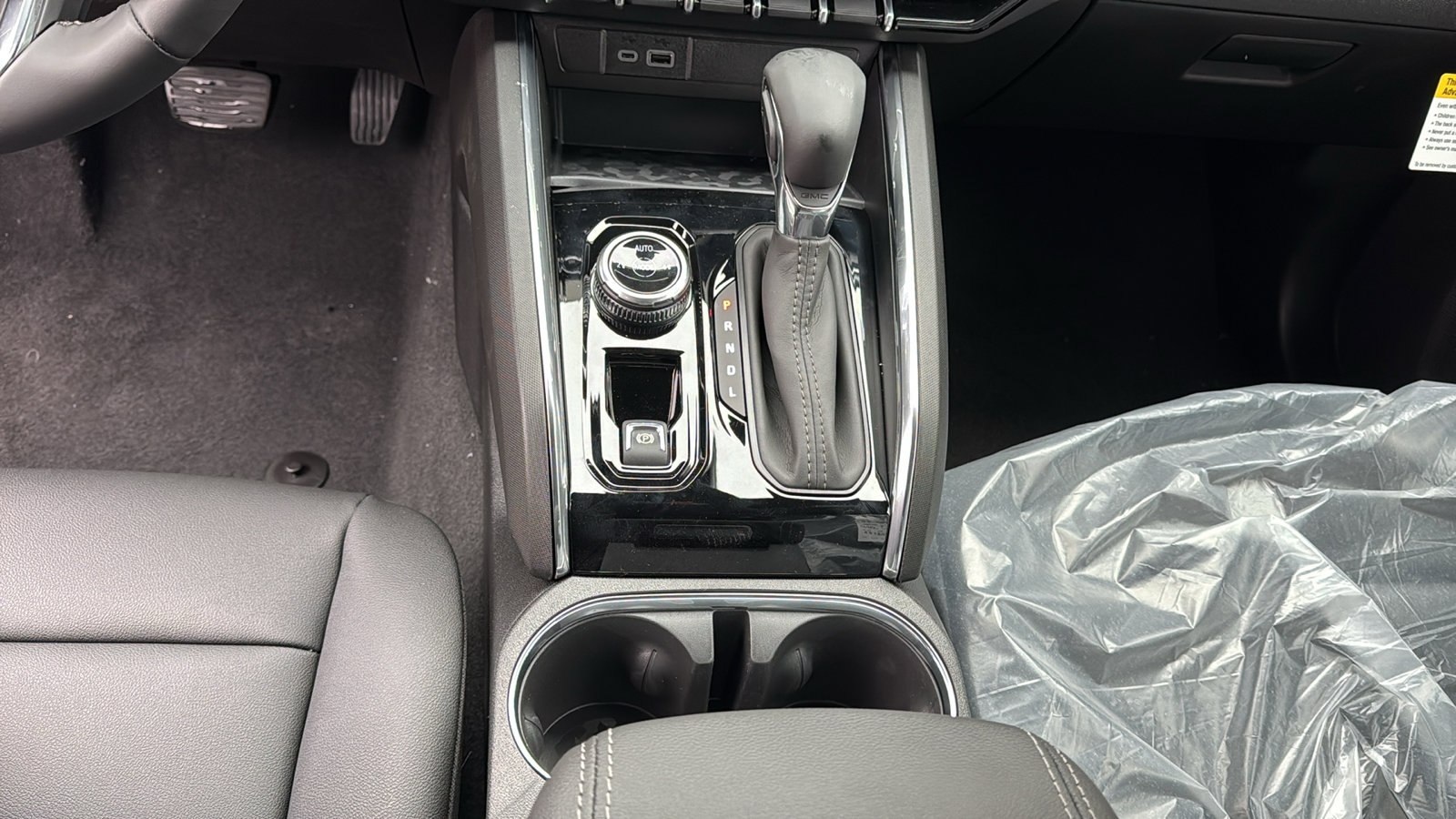 New 2026 GMC Canyon Elevation w/ Convenience Package image 18