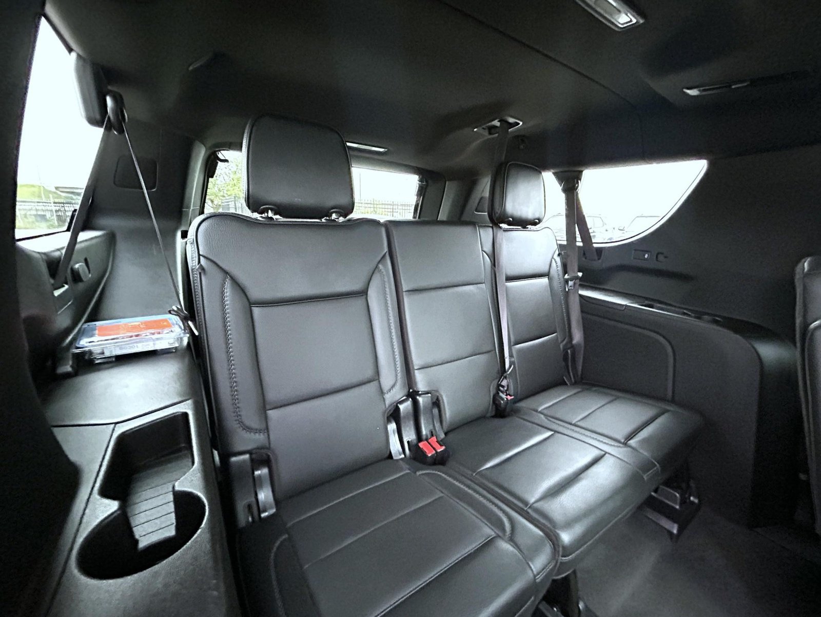 Used 2022 GMC Yukon XL Denali w/ Denali Premium Package AWD/4WD image 21