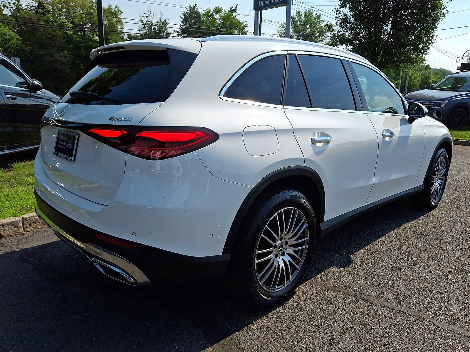 Certified 2025 Mercedes-Benz GLC 300 4MATIC image 6
